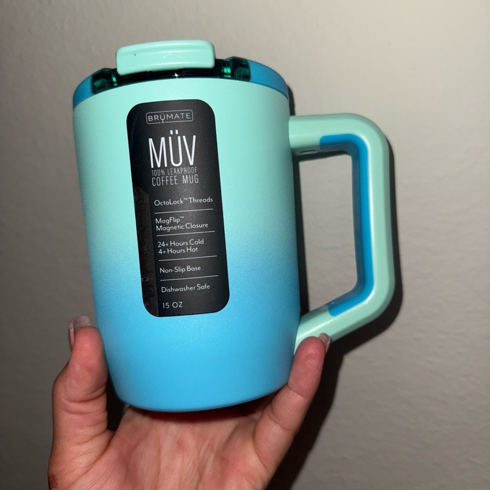 NWT Brumate sea glass ombré Muv 15 oz